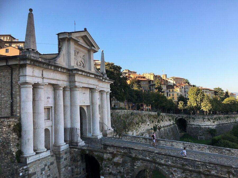 6 Minuti Airport Orio Al Serio, Vista Fiume E Wifi Seriate Exterior foto